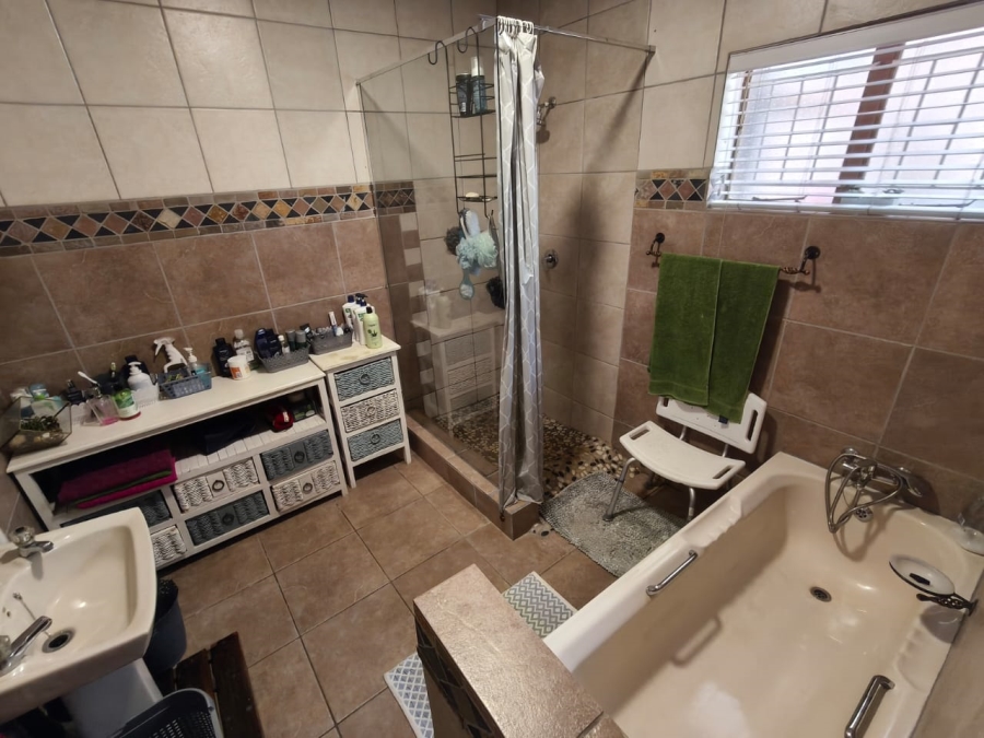 4 Bedroom Property for Sale in Cashan North West